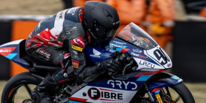 Aeziah Divine On Brands Hatch Races