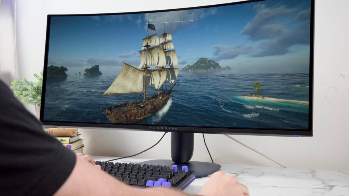 Alienware AW3426DW Review: Gaming Monitors Get Thrown a Curveball