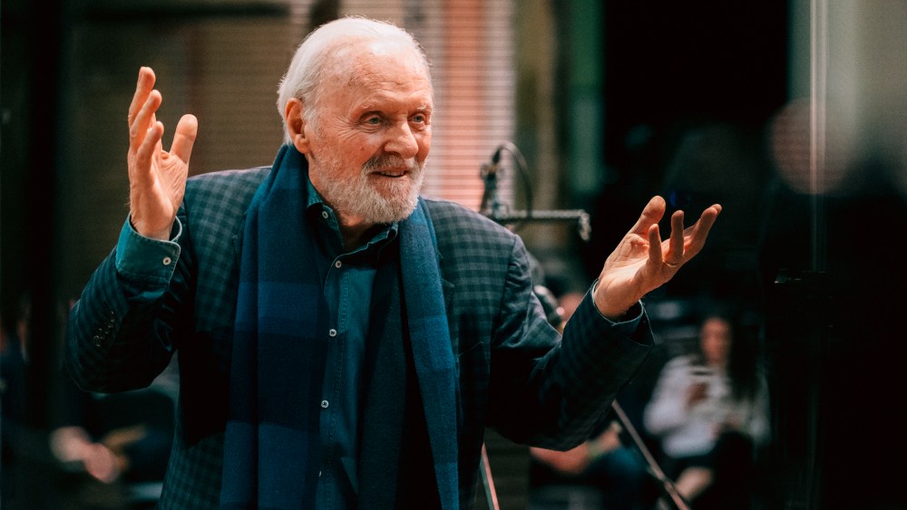 Anthony Hopkins Signs With Decca Classics
