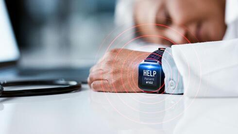 Can your smartwatch predict a fall? New research points to early warning signs