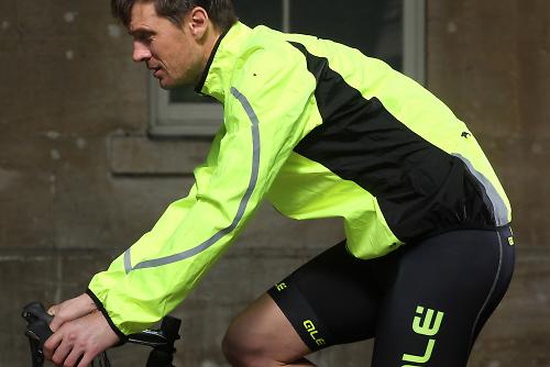 BTwin2050020High20Visibility20Waterproof20Cycling20Jacket20-20riding