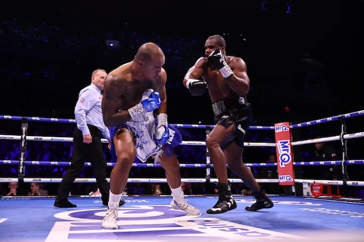 Daniel Dubois (right) charges Fabio Wardley during their fight. (May 9, 2026)