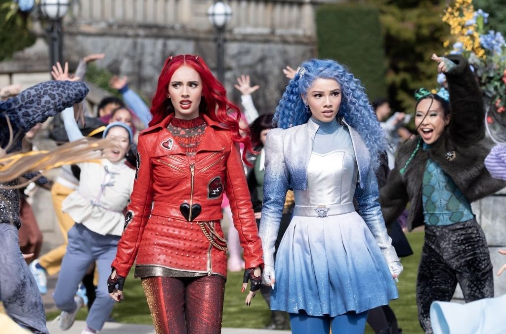 ‘Descendants: Wicked Wonderland’ Debuts at No. 1 on Kid Albums Chart