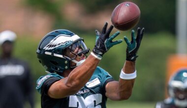 NFL Exec Says WR Contracts are 'So Crazy' and Teams Can Eye Pass-Catching RBs to Win Super Bowl