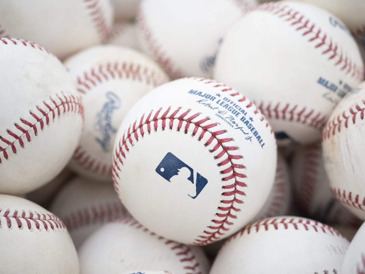The last MLB Draft of its kind? Plus: Sinner makes Wimbledon final, again