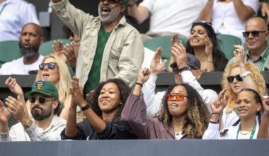 Osaka, Siniakova cheer on Townsend from player's box