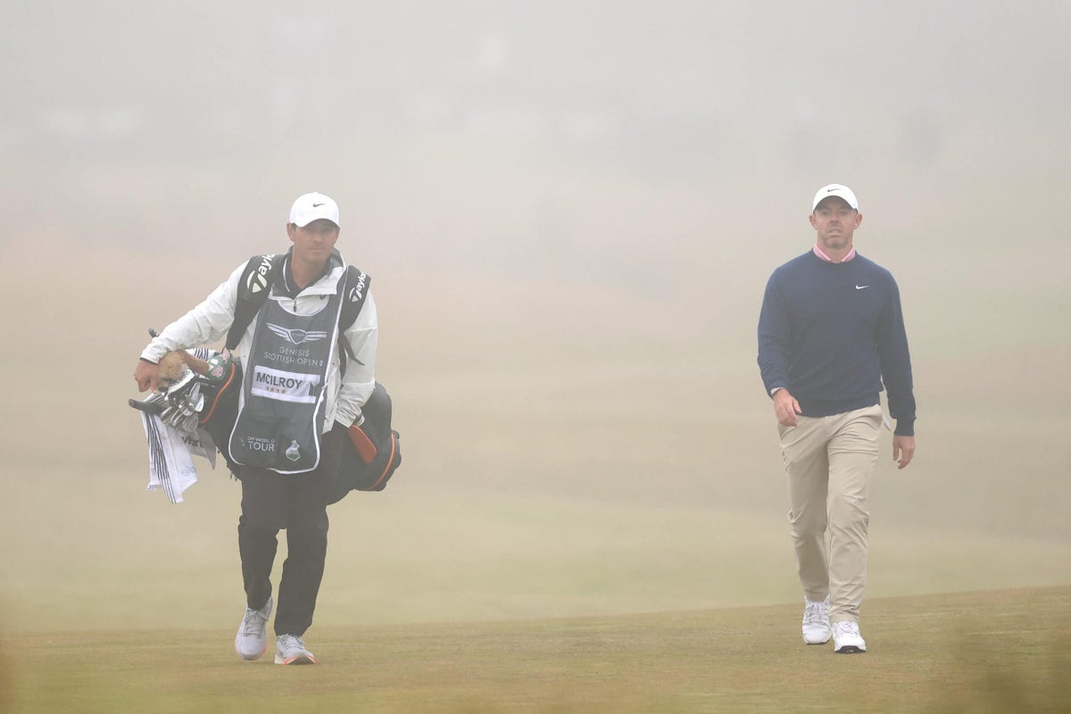 Scottish Open third round postponed due to fog