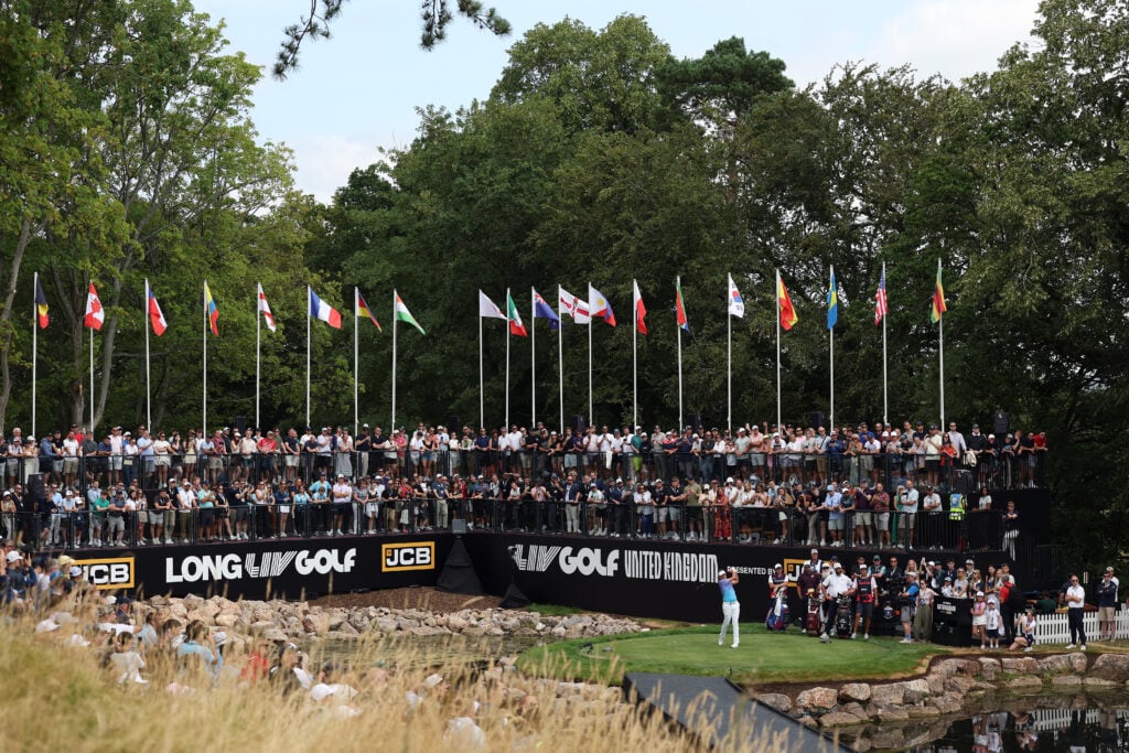 A general view of the tee during the opening round of LIV Golf United Kingdom