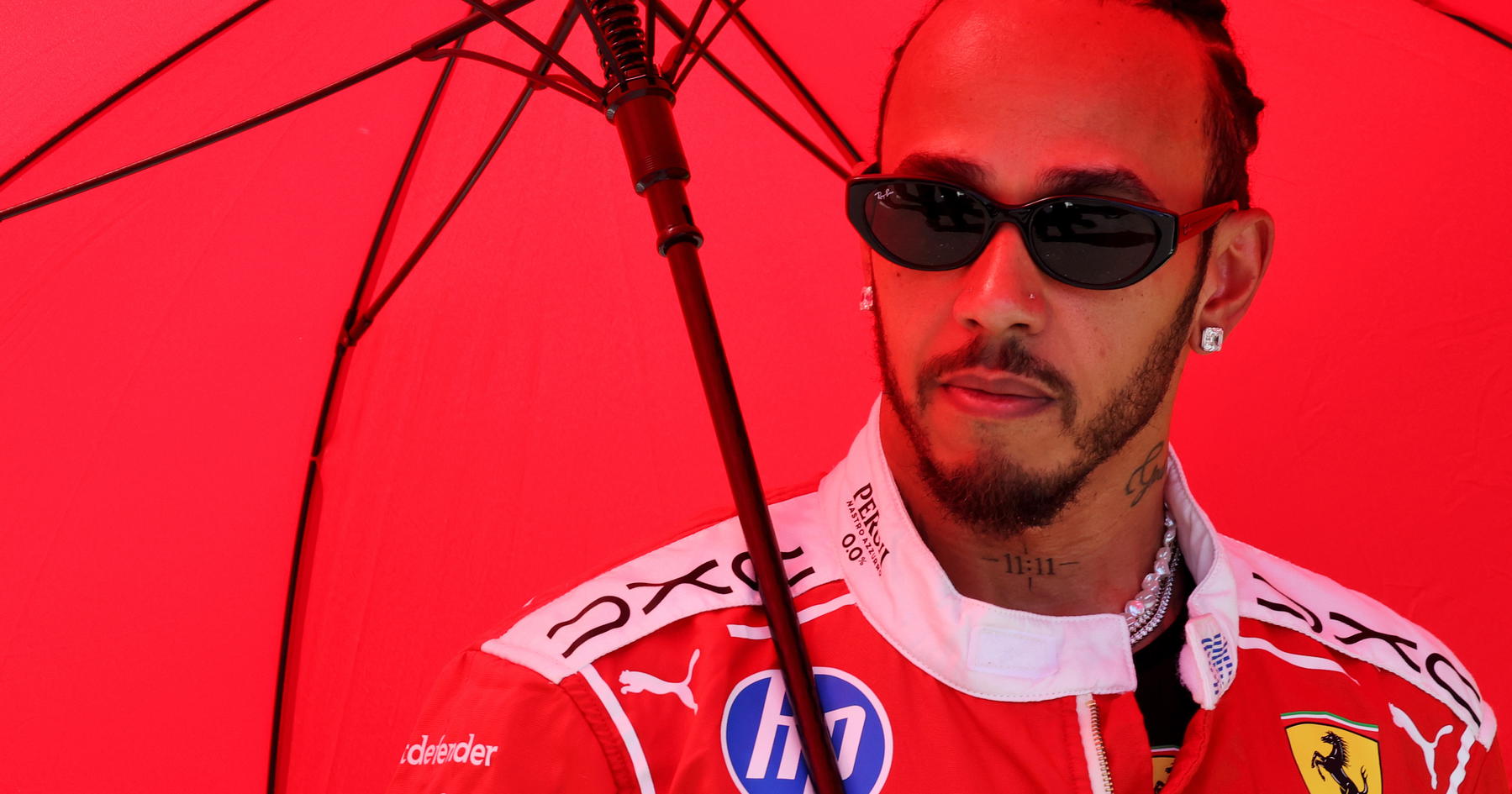 Lewis Hamilton issues Ferrari demand as McLaren clarify situation after 'banana peel' joke - RacingNews365 Review