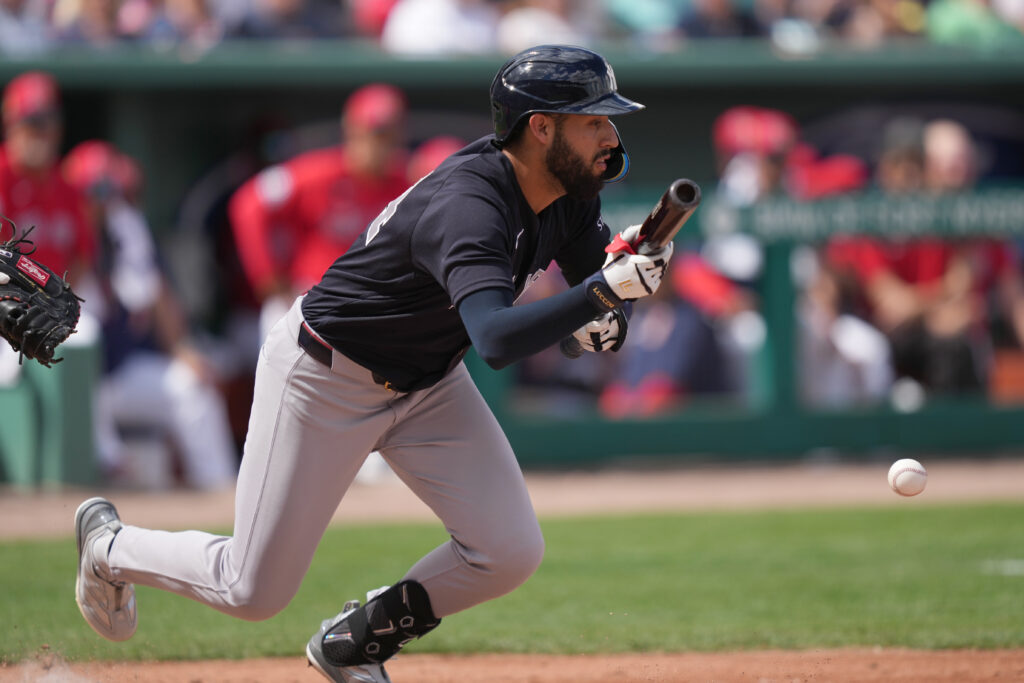 A's Sign Jonathan Ornelas To Minor League Deal