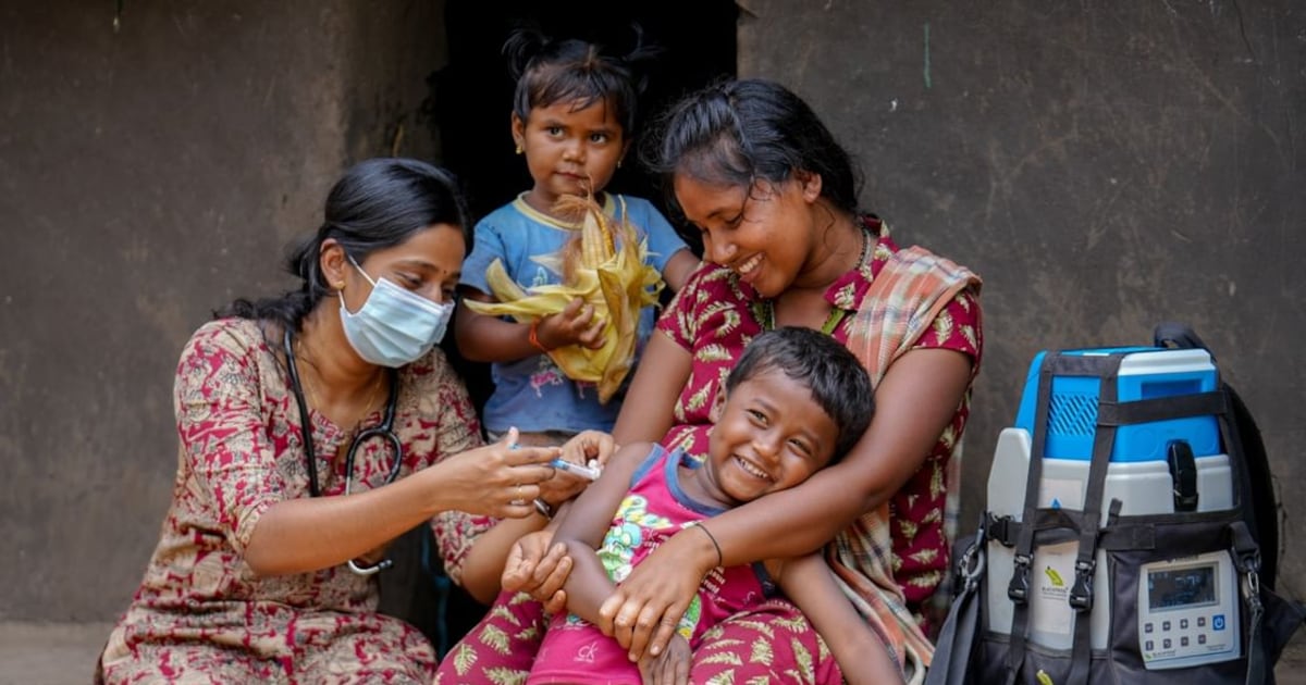 UAE provides solar-powered health centres to help more than 200,000 people in India