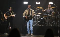 Darius Rucker of Hootie & the Blowfish at The 52nd American Music Awards held at the MGM Grand Garden Arena on May 25, 2026 in Las Vegas, Nevada.