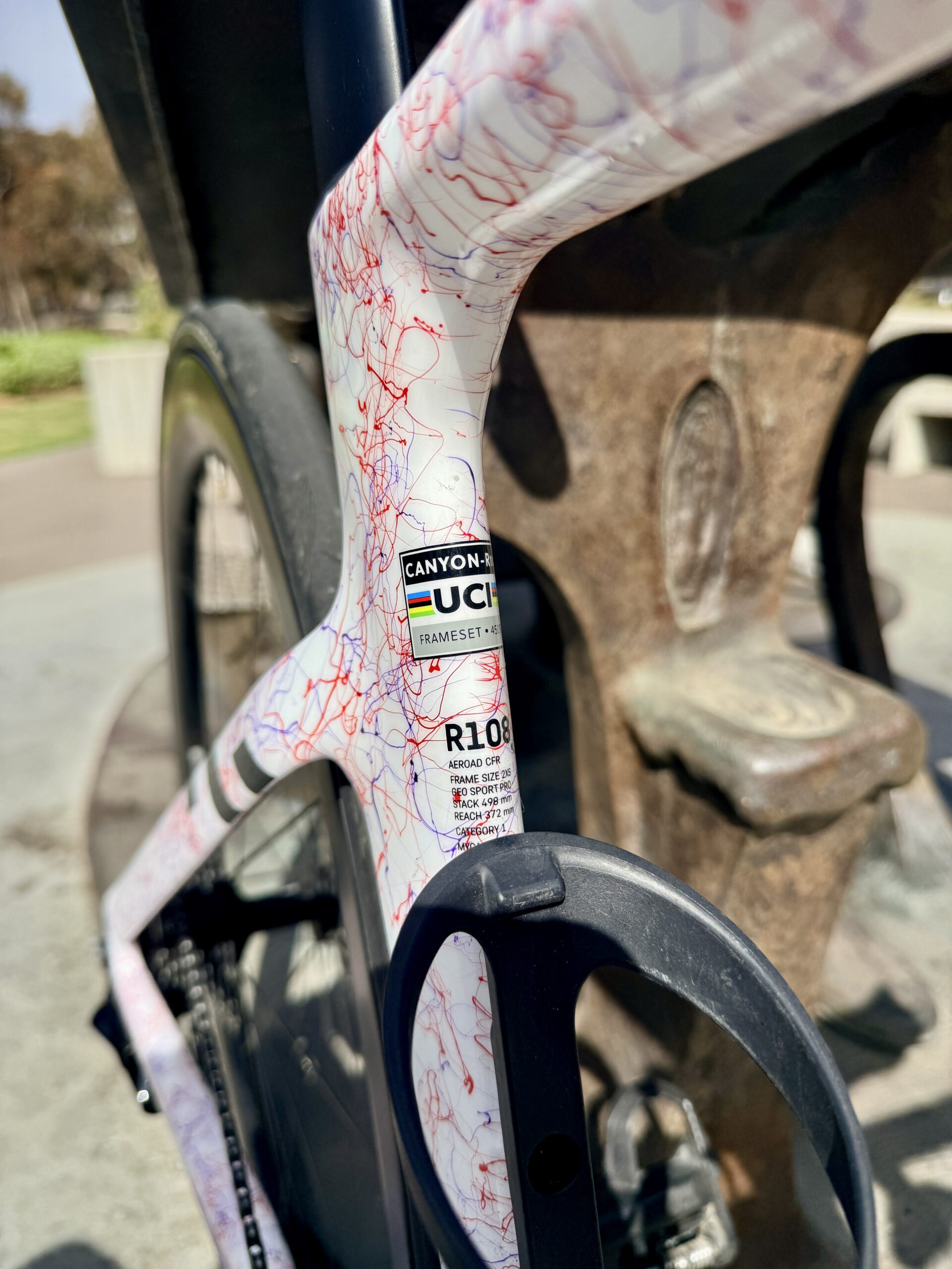 Canyon Aeroad CFR frameset sticker showing size 2XS, stack 498mm, reach 372mm, UCI Category 1