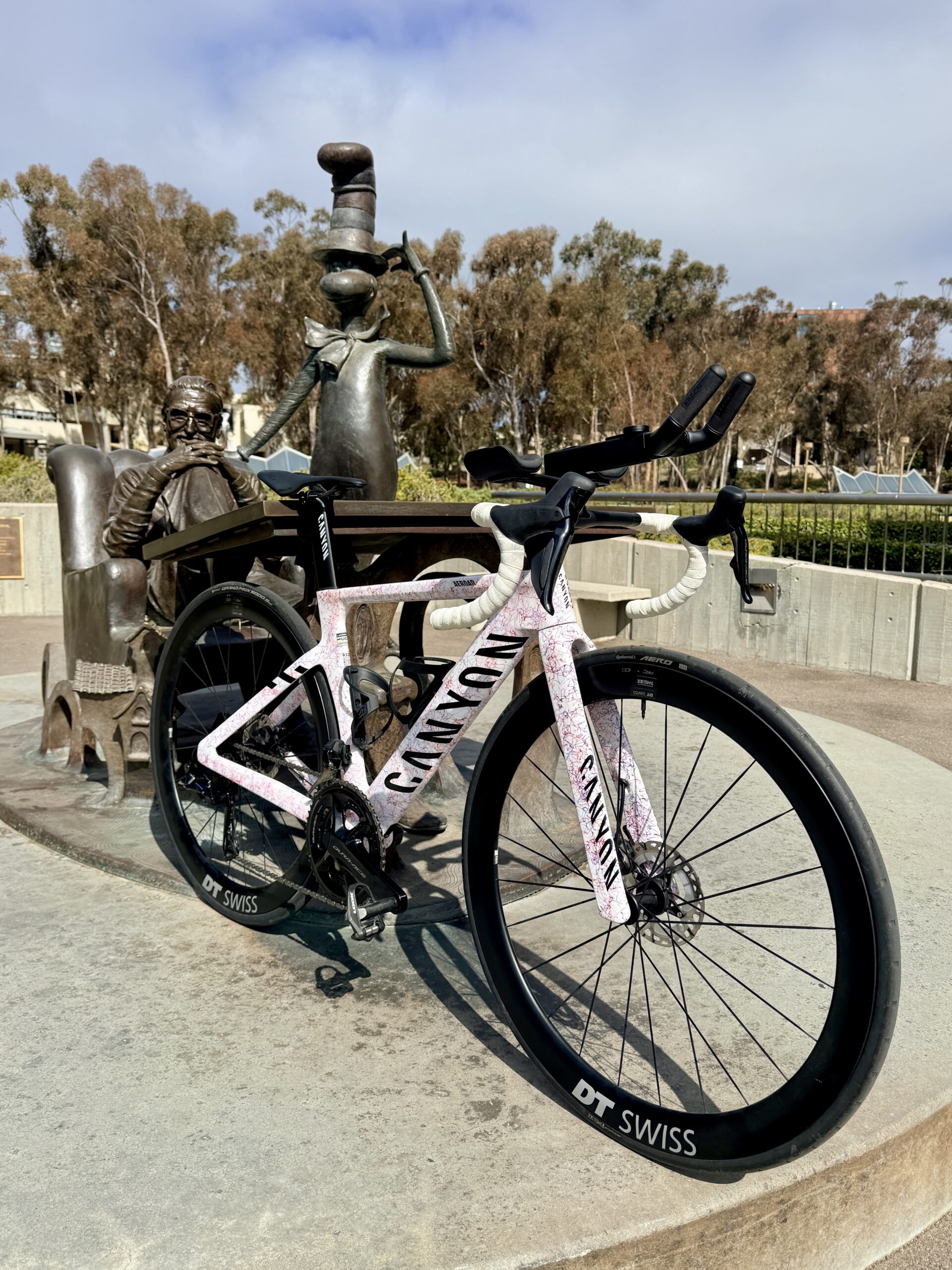 Canyon Aeroad CFR posed by the Dr. Seuss statue at UCSD's Geisel Library