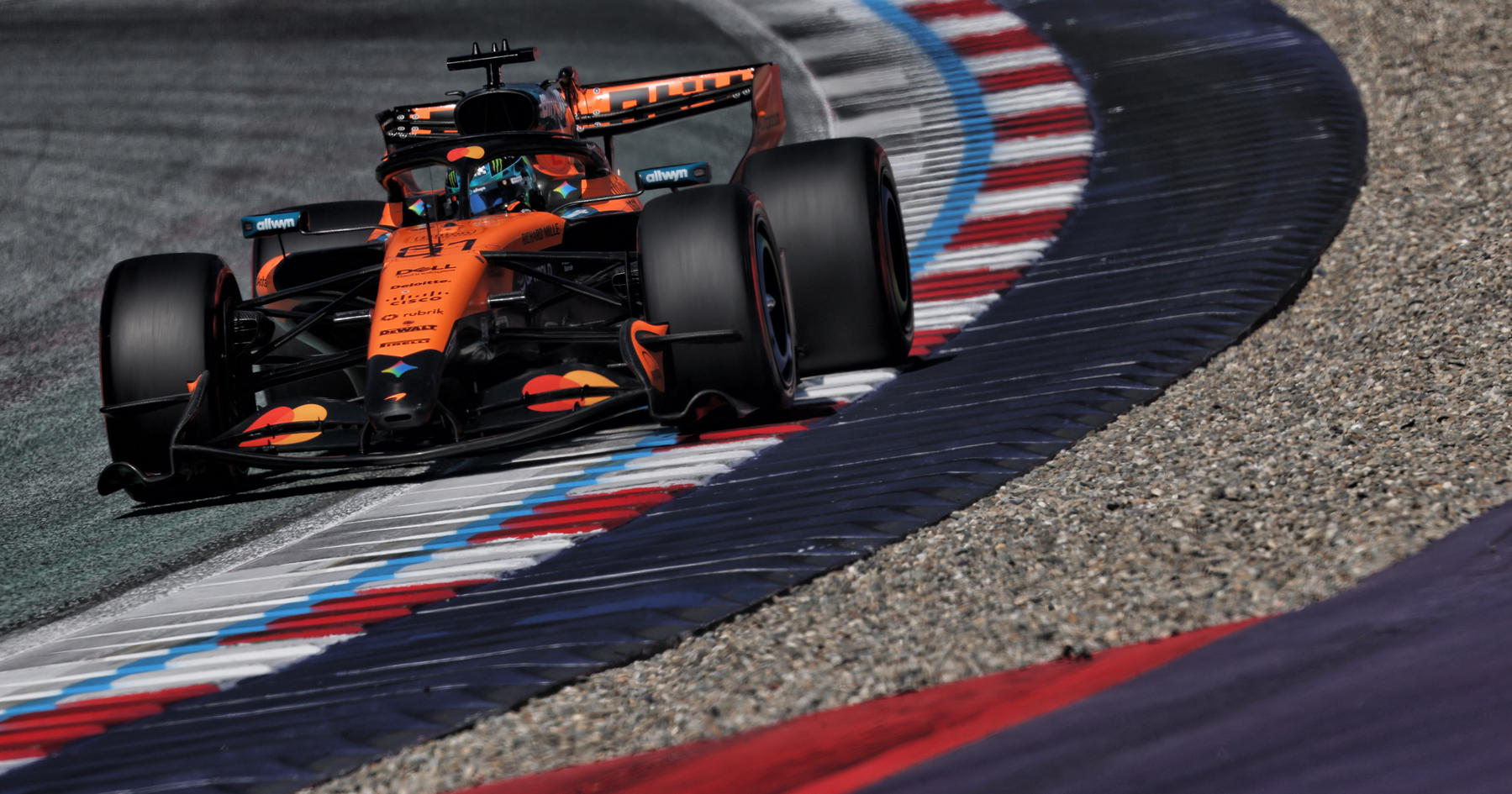 Oscar Piastri raises 'specific weakness' argument after McLaren defy expectations