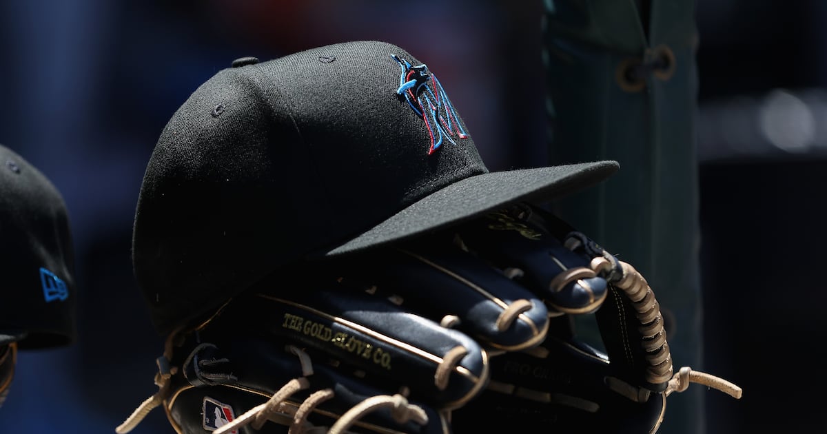 Miami Marlins right-hander Eiver Mosquera suspended 80 games by MLB for failed drug test