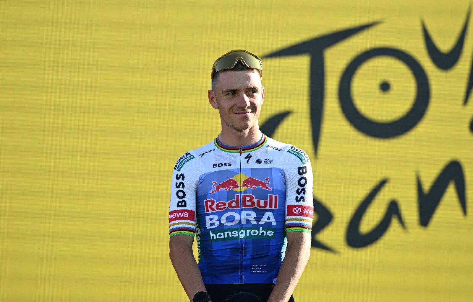 Remco Evenepoel ‘racing’ again 24 hours after Tour de France ends