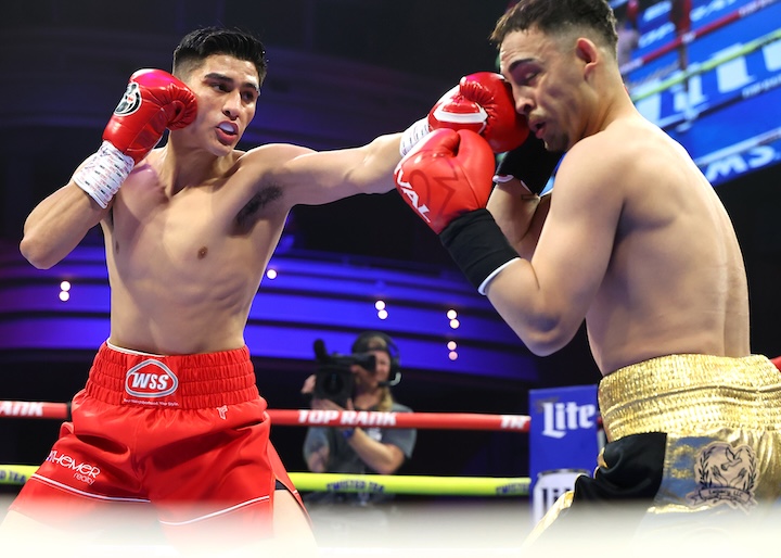 O'Shaquie Foster BLASTS Shakur Stevenson: "He Disrespected Me As A Man"
