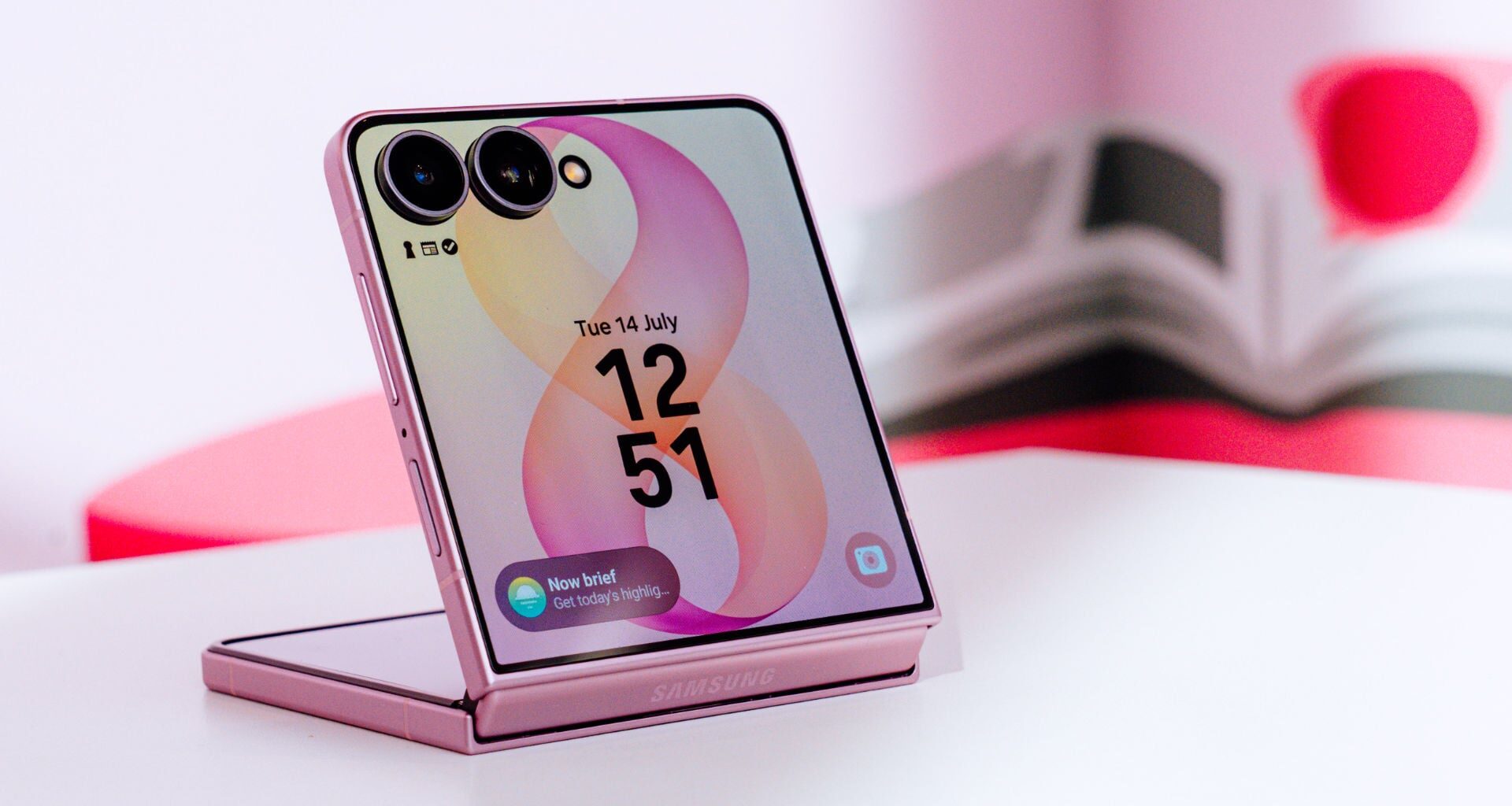 Samsung Galaxy Z Flip 8: Best pre-order deals in Australia