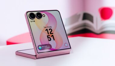 Samsung Galaxy Z Flip 8: Best pre-order deals in Australia