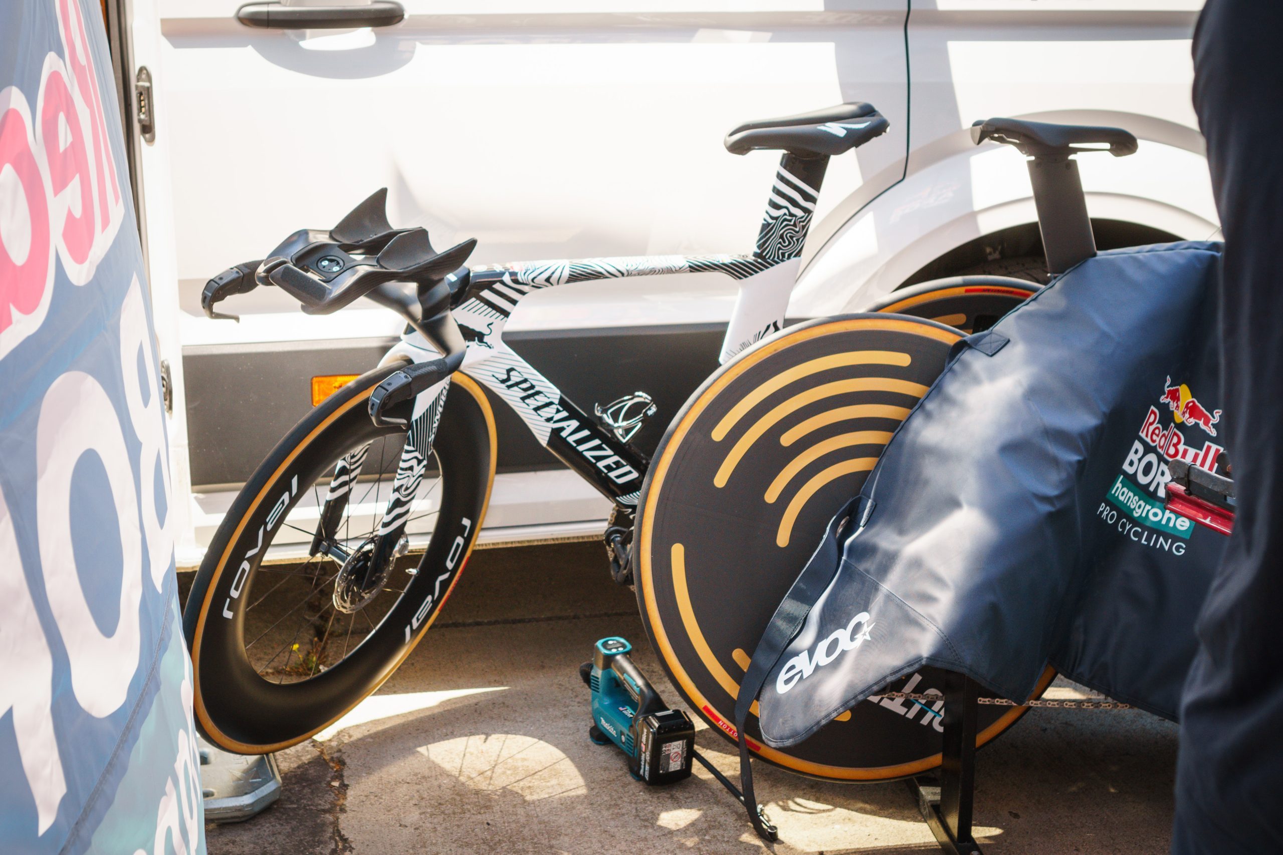 Specialized Shiv TT at the 2026 Tour de France