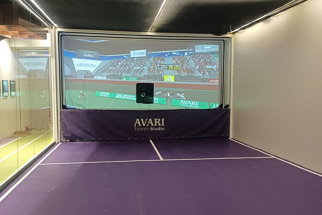 Tennis studio AVARI offers practice simulations