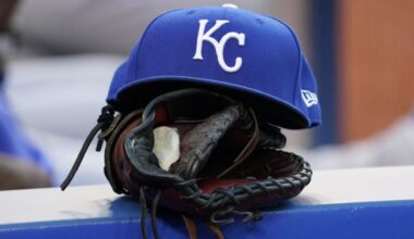 Royals Sign Vince Velasquez To Minor League Contract