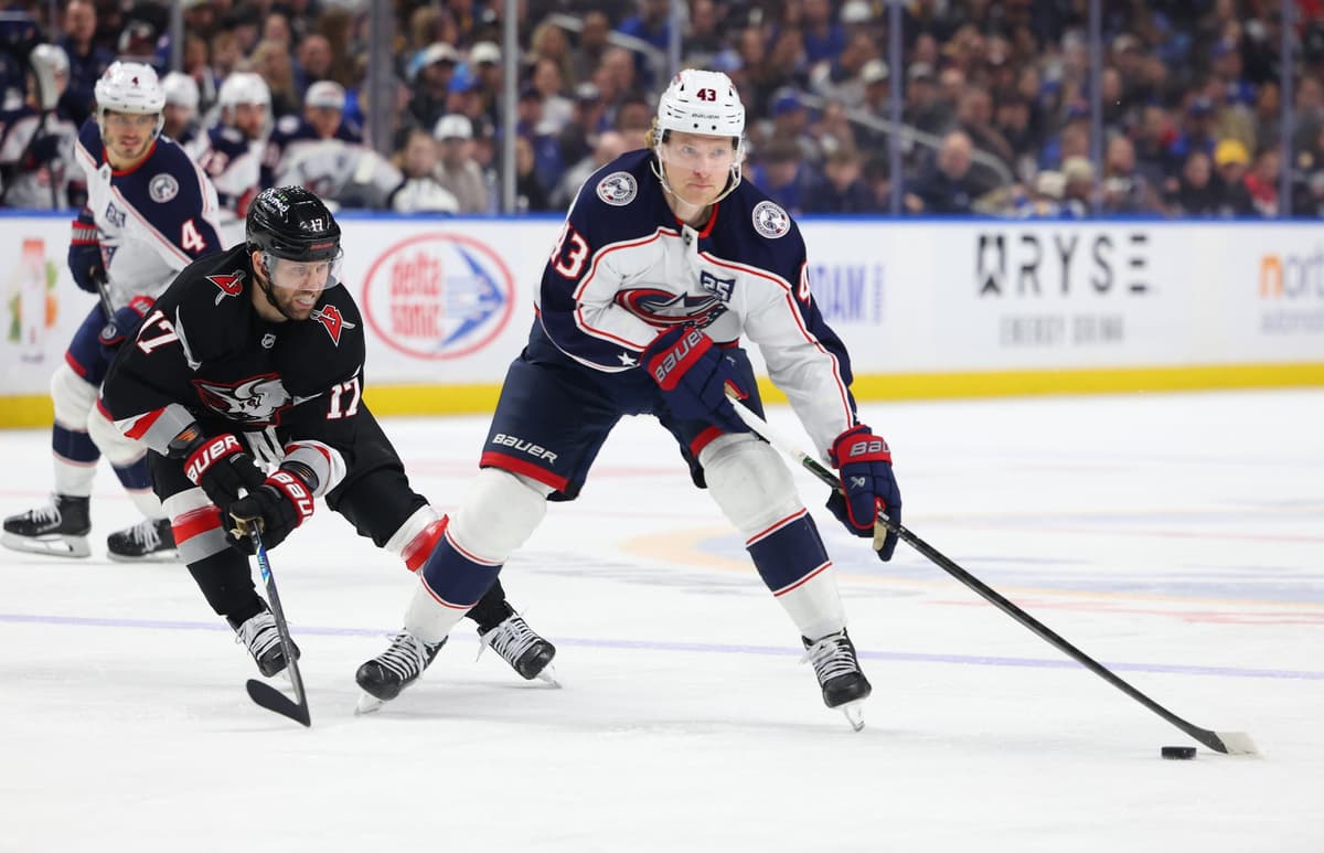 Blue Jackets sign Danton Heinen to one-year contract