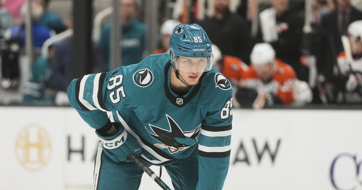 Shakir Mukhamadullin signs two-year contract extension with the Edmonton Oilers