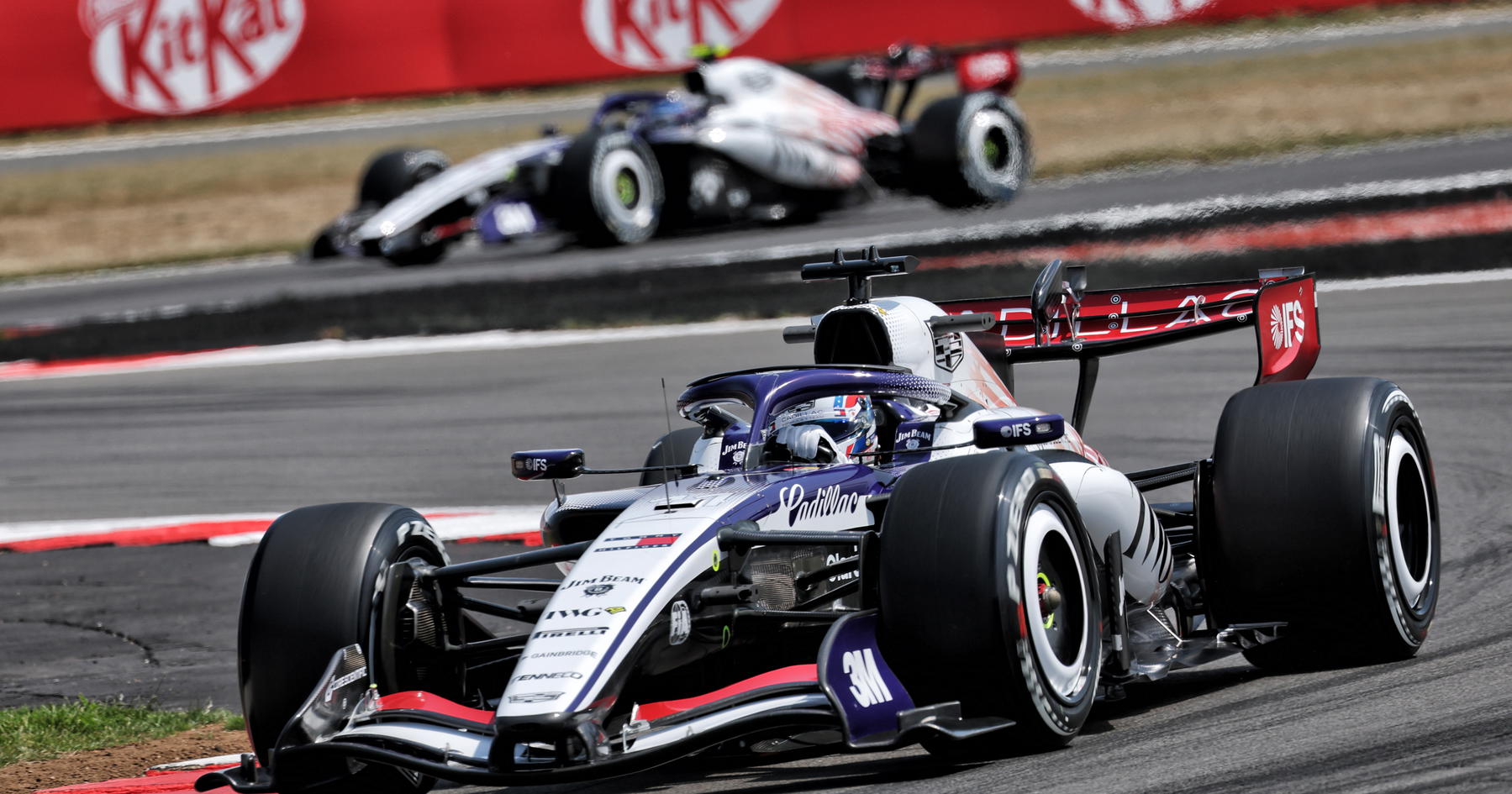 Sergio Perez sounds 'critical' notice over Cadillac F1 future