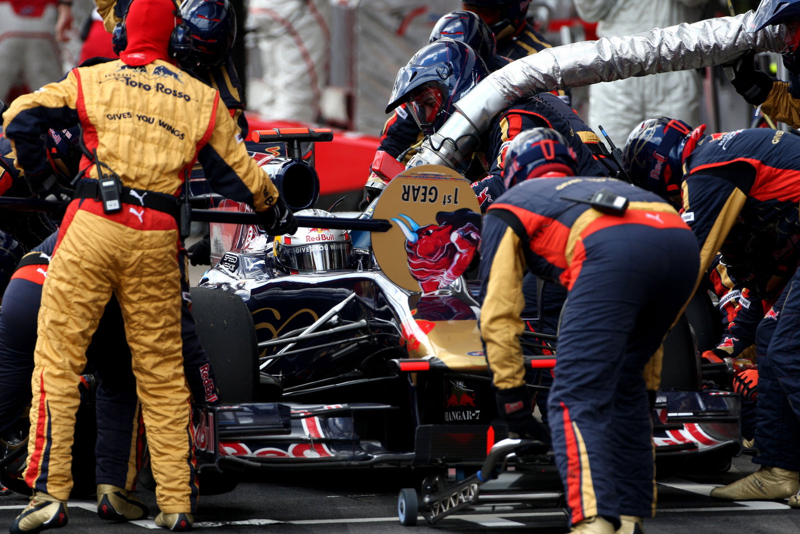 F1 eyes refuelling return and customer engine overhaul
