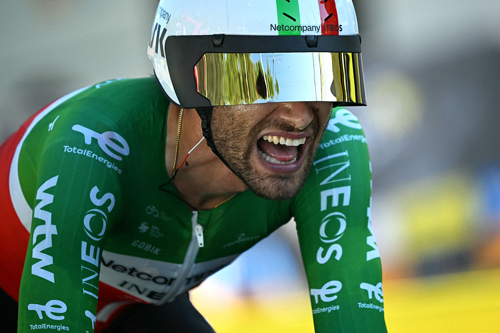 Netcompany INEOS team's Italian rider Filippo Ganna cycles to the finish line of the 1st stage of the 113th edition of the Tour de France cycling race, a 19,6 km team time trial stage in and around Barcelona in northeastern Spain, on July 4, 2026. (Photo by Loic VENANCE / AFP)