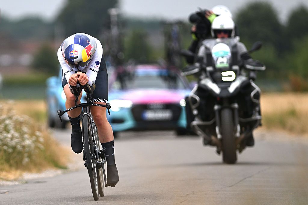 Zoe Backstedt of Great Britain and Team CANYON//SRAM zondacrypto - White Best Young Rider Jersey competes during the 12th Baloise Ladies Tour 2026 - Stage 3a a 8.4km individual time trial stage from Maaseik to Maaseik on July 18, 2026 in Maaseik, Belgium. (Photo by Luc Claessen/Getty Images)
