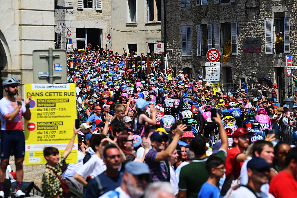 A general view of the peloton prior to the Tour de France stage 13 start in Dole for 205.8km