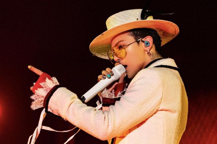 G-Dragon performs during the encore concert of his “Ubermensch” world tour at Gocheok Sky Dome in Guro District, Seoul, on Dec. 14, 2025. Yonhap