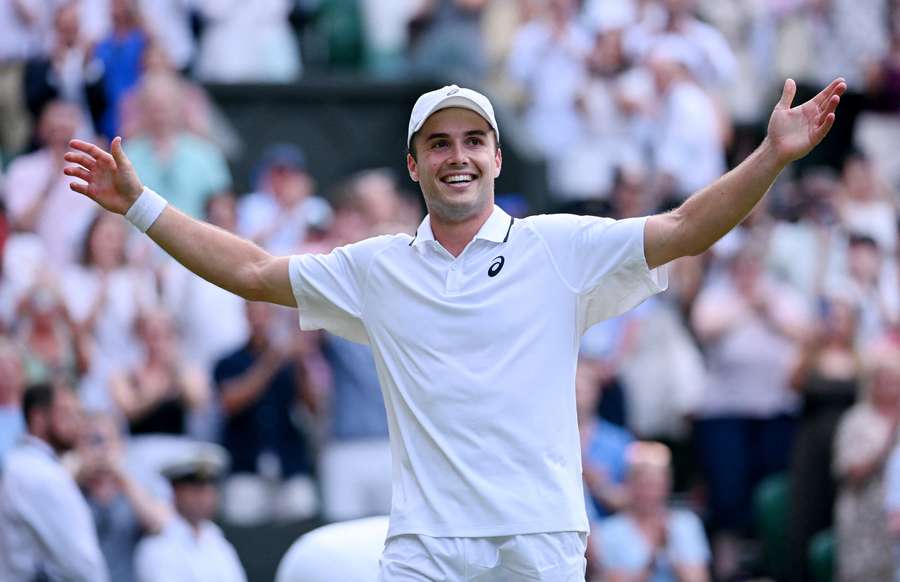 Fery celebrates after the match