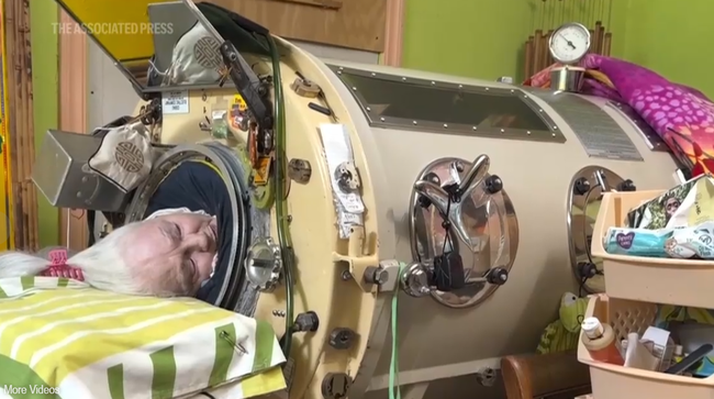 For decades, Martha Lillard lived with the enormous machine that kept her breathing after polio left her paralysed as a child. 