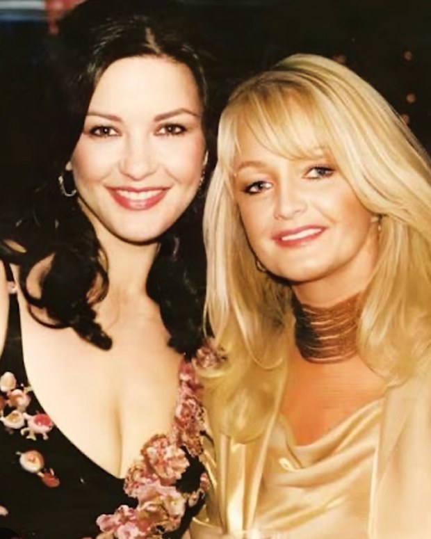 Catherine Zeta Jones and Bonnie Tyler the night before the actress married Michael Douglas