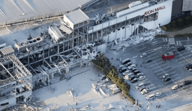 Japan earthquake: Deaths confirmed in Kumamoto prefecture, workers missing in shopping mall collapse