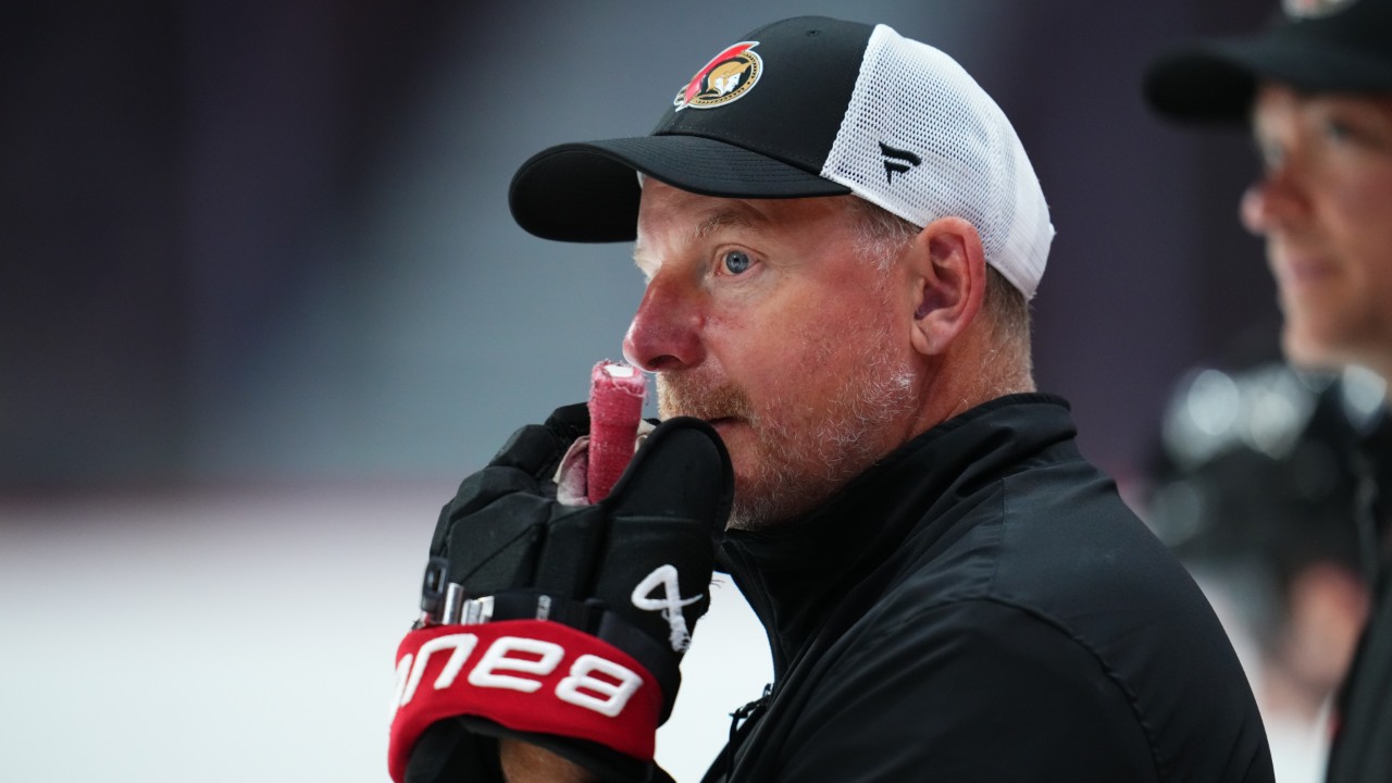 Maple Leafs add Senators great Daniel Alfredsson to coaching staff