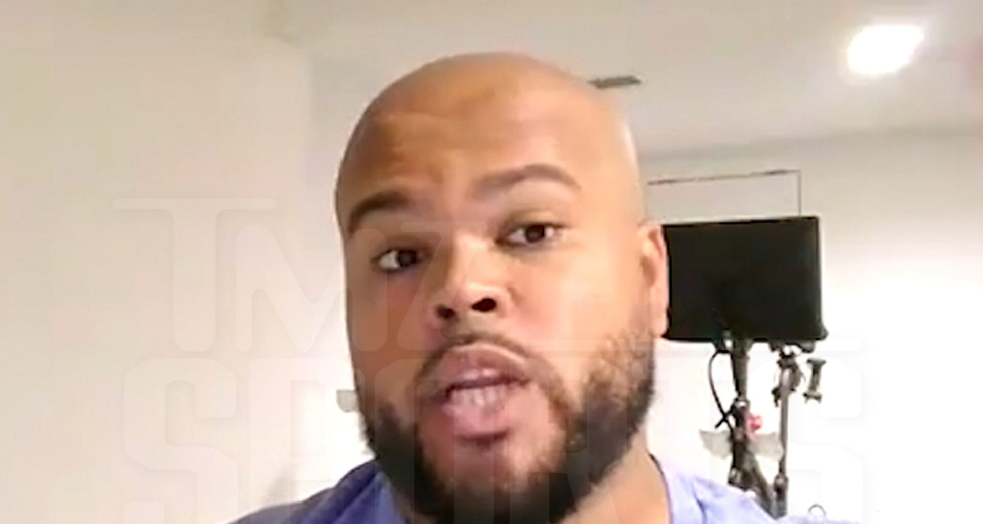 Jermaine Eluemunor Says Jaxson Dart Can Be Best QB In The NFL