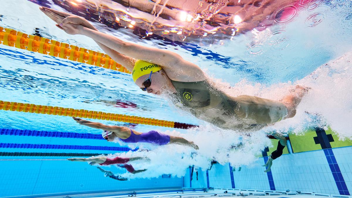 Commonwealth Games: Australia lay down dominant markers as another gold rush looms on day two