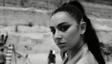 Feature Video: Charli xcx - Camera