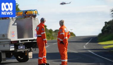 Bodies of woman and toddler recovered from ocean in SA's South East, search continues for second child