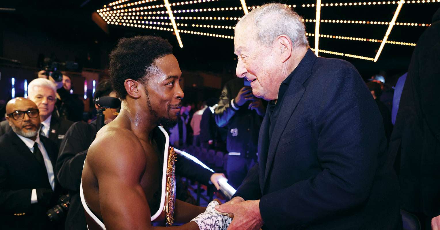 Bob Arum names the one fighter who can beat Keyshawn Davis: “You have to give him the edge”
