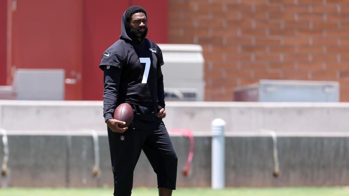 Cardinals, Jacoby Brissett agree to one-year, re-worked contract for $15.5 million