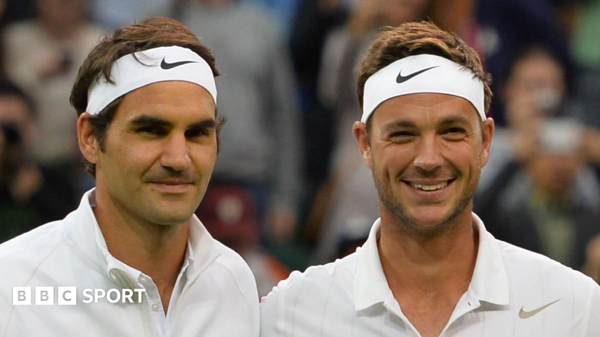 Marcus Willis and Roger Federer during Wimbledon in 2016