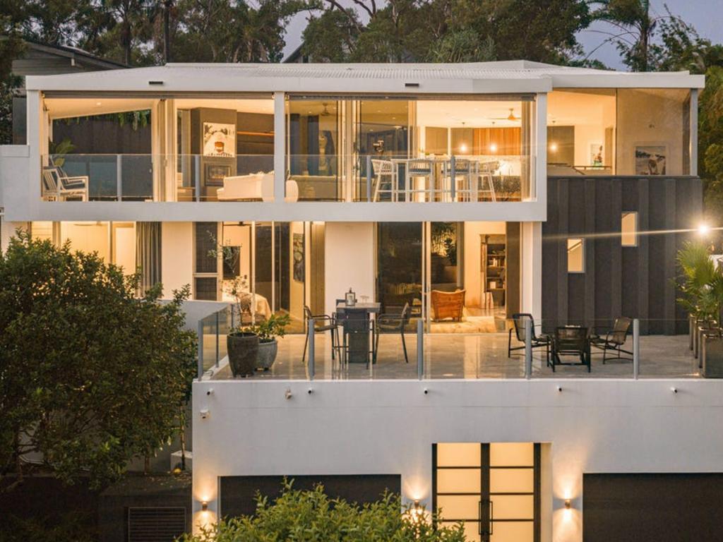 Landmark Noosa home built with 1,300 tonnes of concrete hits the market