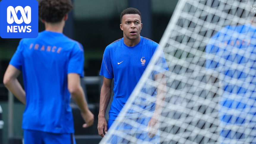 England and France prepare for World Cup 3rd place game with Golden Boot in play