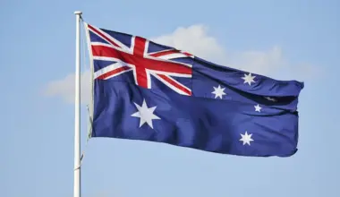 Labor under pressure as union demands Union Jack be removed from Australian flag